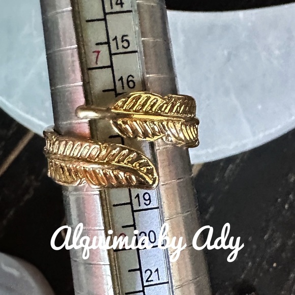 Alquimia by Ady Gold Leaf Ring - Picture 2 of 5